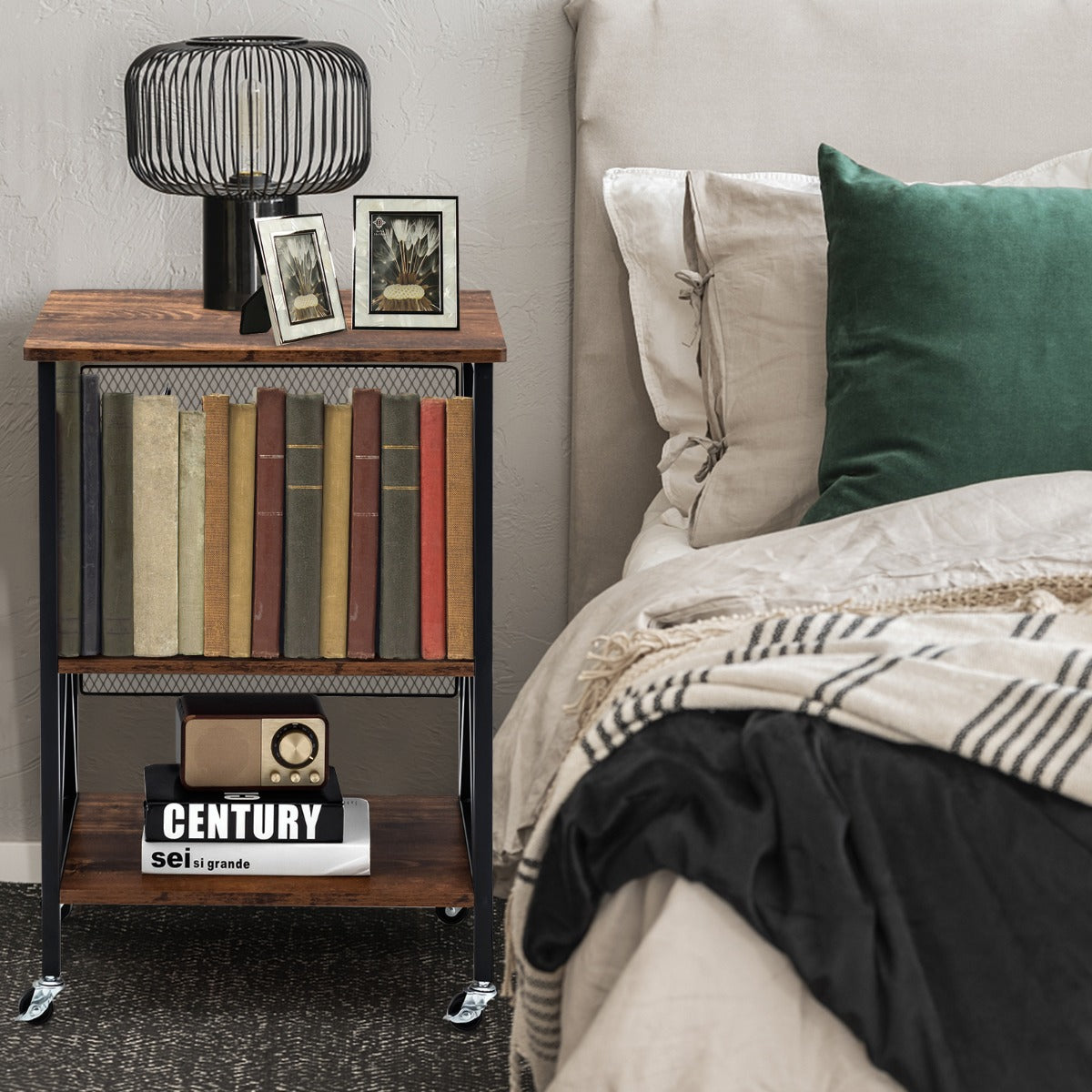 Simple structure and detailed instructions allow for straightforward assembly at home