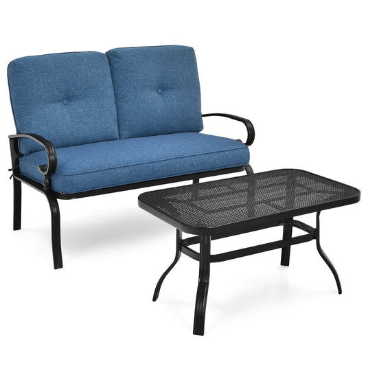 Soft 10 cm seat and back cushions provide resilient comfort for relaxing outdoors or indoors