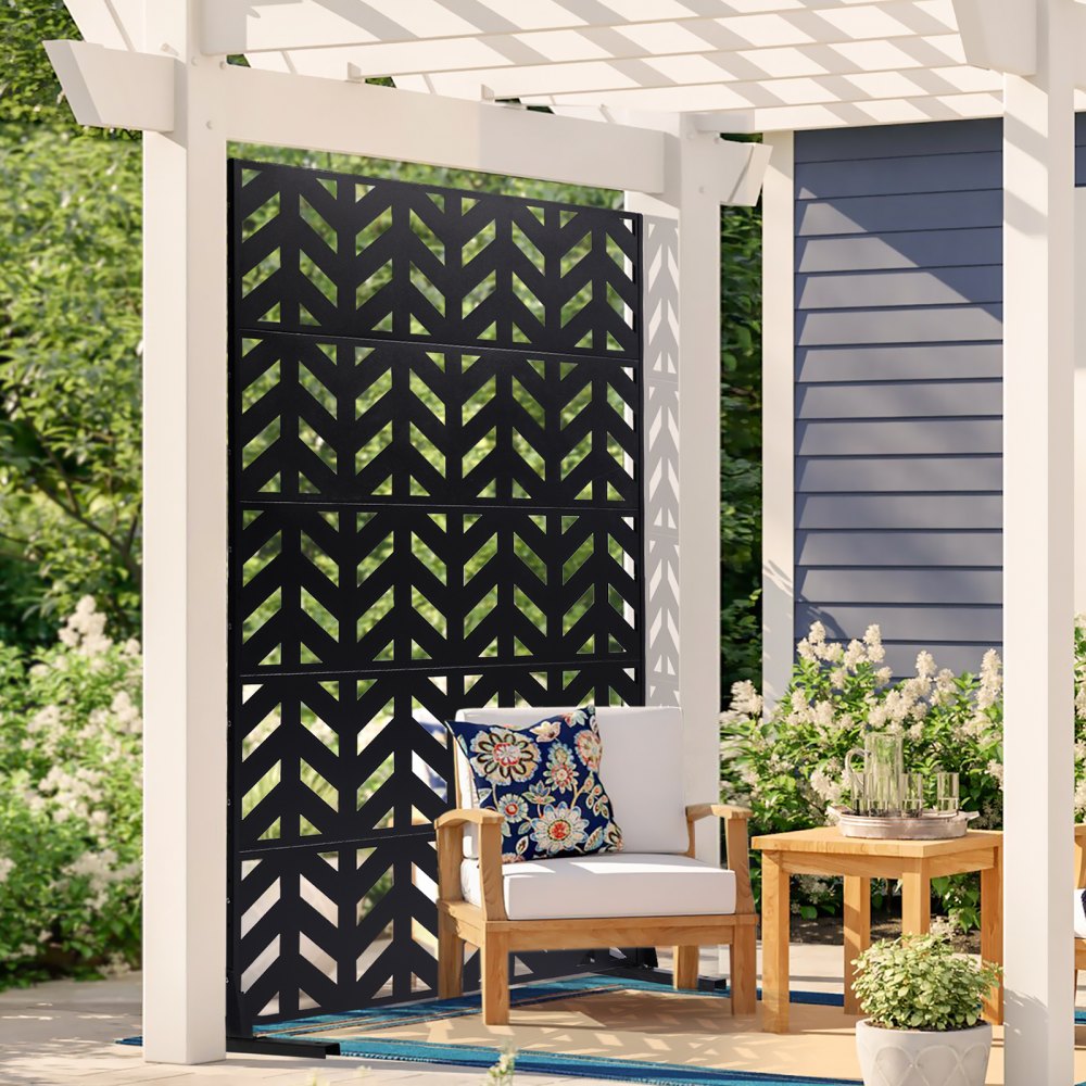 VEVOR Metal Privacy Screen 47" x 72" Freestanding Outdoor Privacy Screens