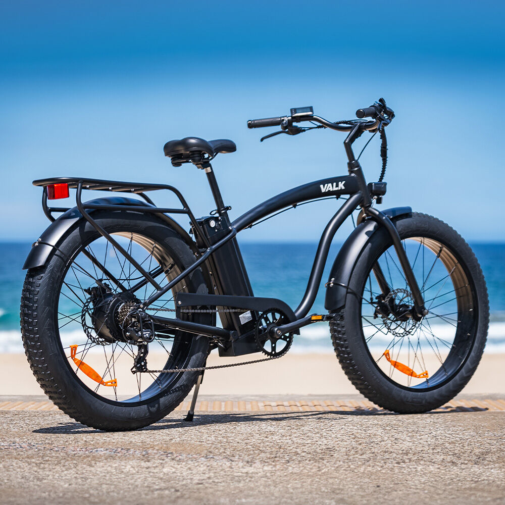 Electric Fat Tire Cruiser Bike, 350W Motor, 26" Wheels, 45km Range, Matte Black