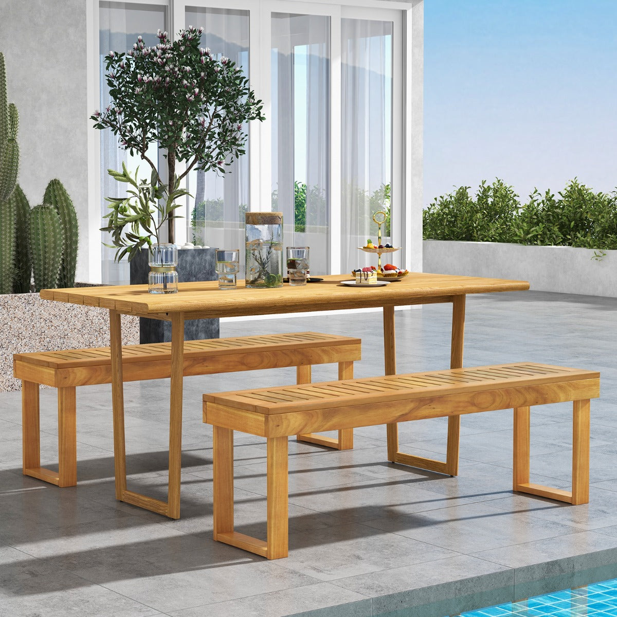 Strong solid wood construction supports up to 360 kilograms for dependable everyday seating