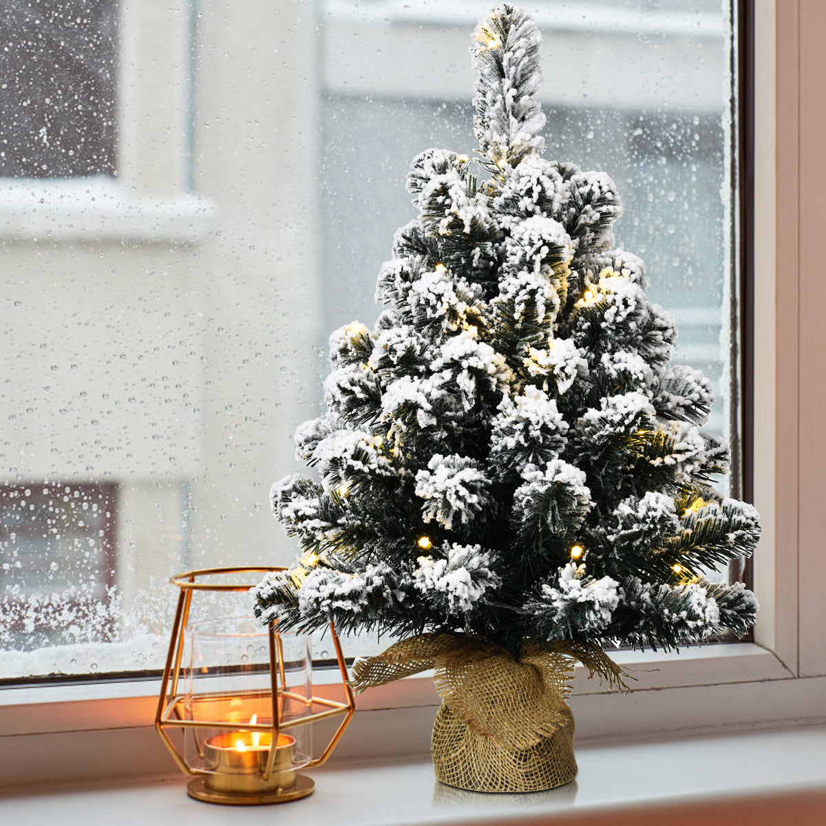 Cordless battery-powered design makes the Christmas tree easy to move and store