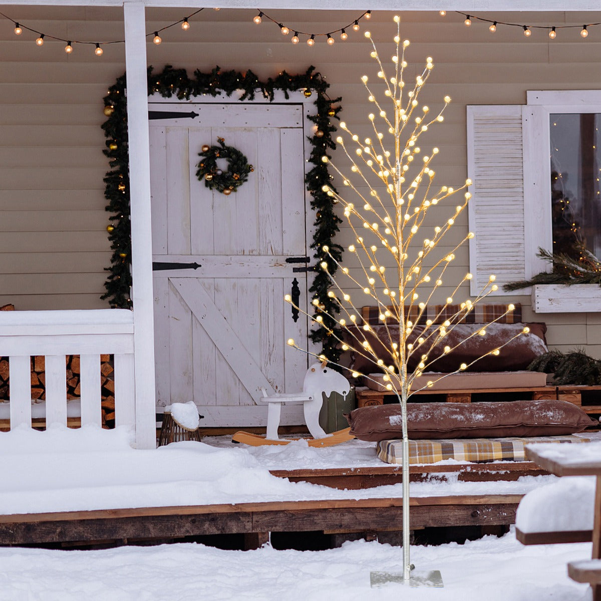 Sturdy metal frame covered with waterproof PVC supports durable indoor and outdoor decoration
