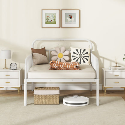 Extendable single bed design helps accommodate guests while saving valuable room space