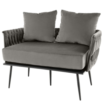 Five rust-resistant metal legs provide strong support for up to 160 kg of weight