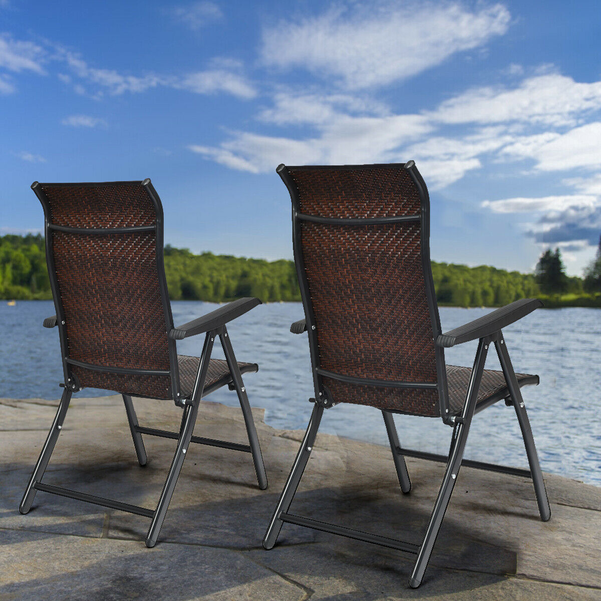 Portable reclining chairs are ideal for cafes, bars, camping, parties, and family gatherings
