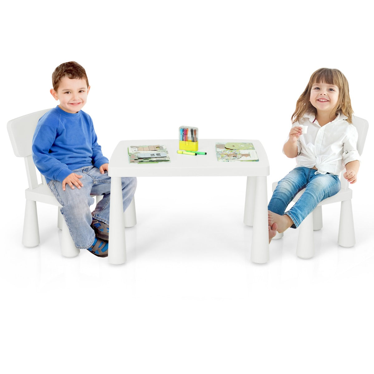 Bright blue, green, pink, or white colors suit bedrooms, living rooms, nurseries, and playrooms