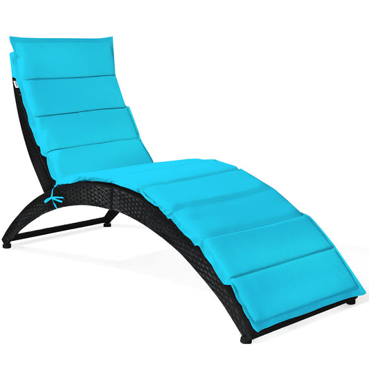 Ergonomic semicircle design supports natural leg positioning while relaxing on the outdoor chaise chair