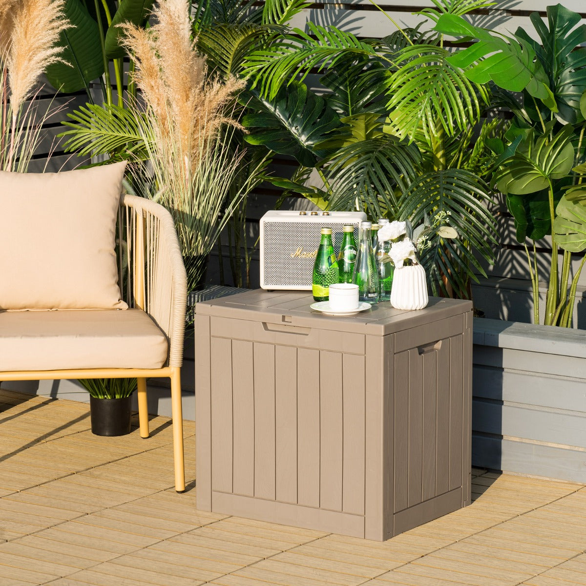 118L Weatherproof Patio Storage Box with Lockable Lid and 100 kg Capacity