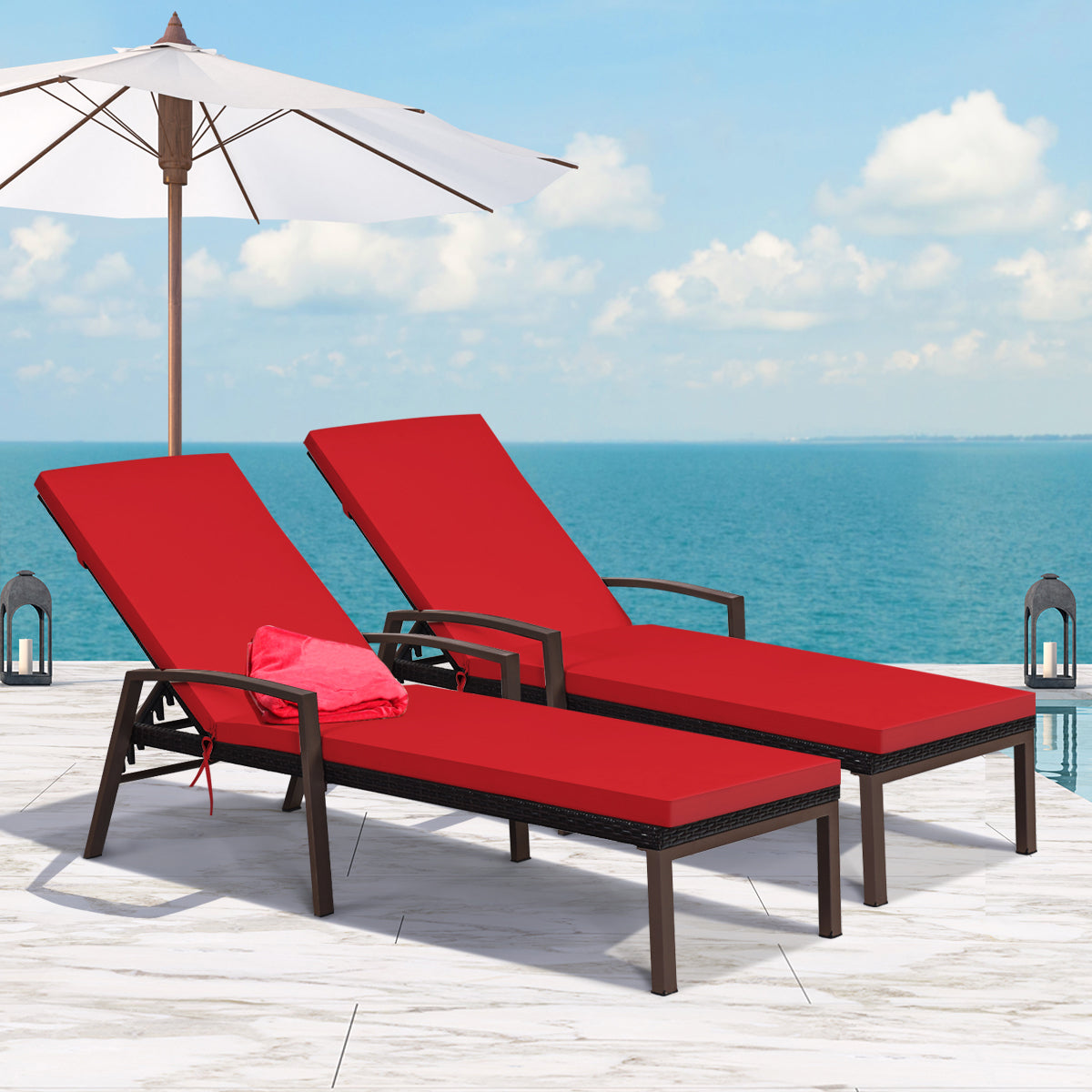 Soft five-centimeter cushion creates a comfortable resting surface for this outdoor sun lounger
