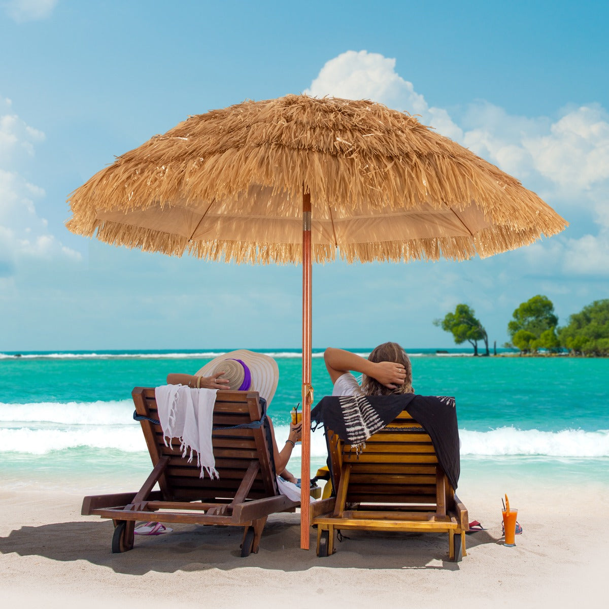 Eight iron ribs and coated 32mm pole create a stable, durable frame for outdoor shade