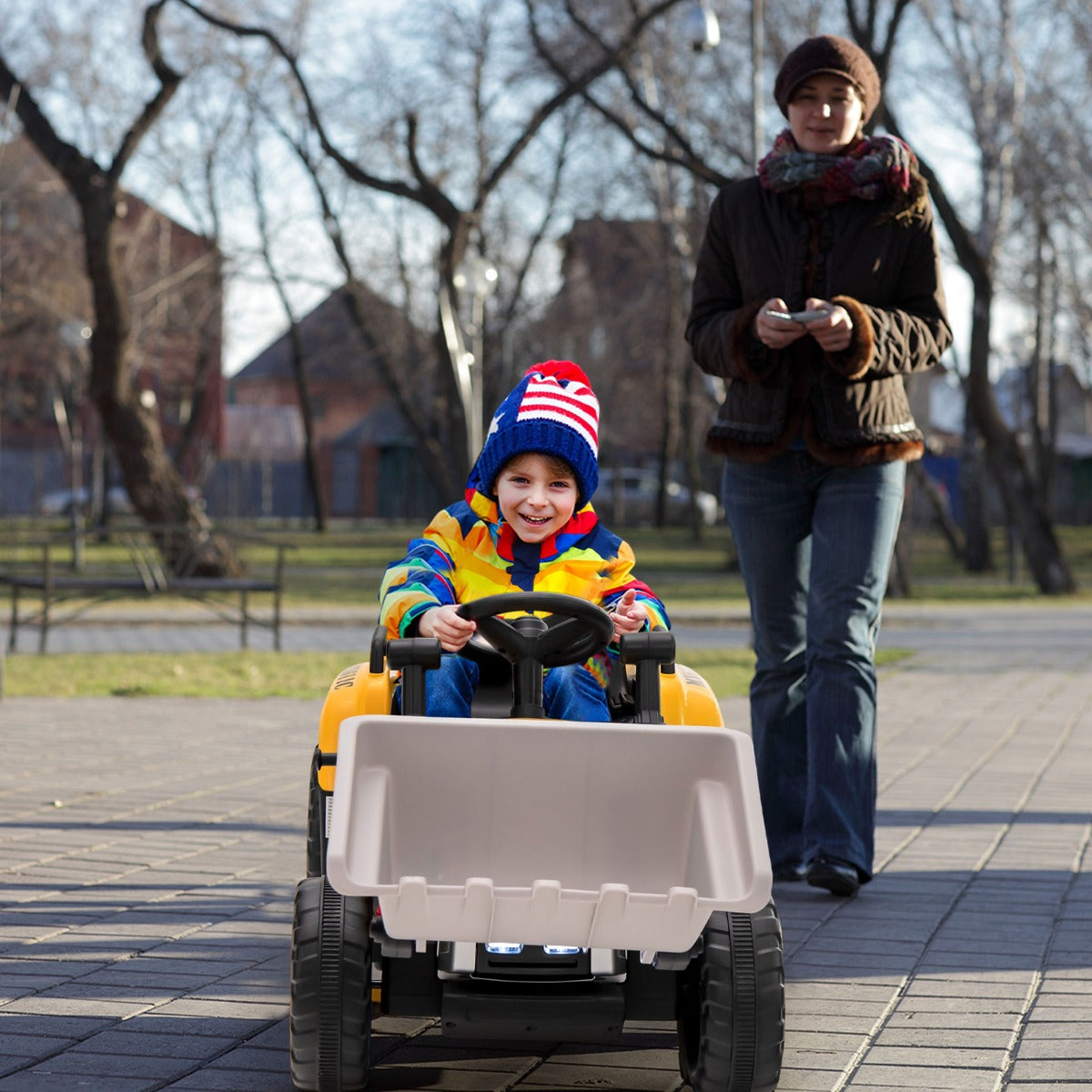 12V Kids Ride on Excavator with Adjustable Arm and Bucket-Yellow