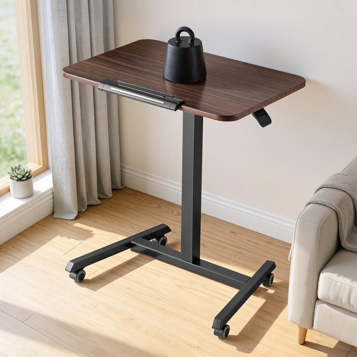 Standing Desk, Adjustable Height Mobile Stand Up Desk with Tilting Desktop, 650 x 480 mm Small Computer Sit Stand Rolling Workstation with 4 Casters, 15 kg Capacity, Ideal for Home Office