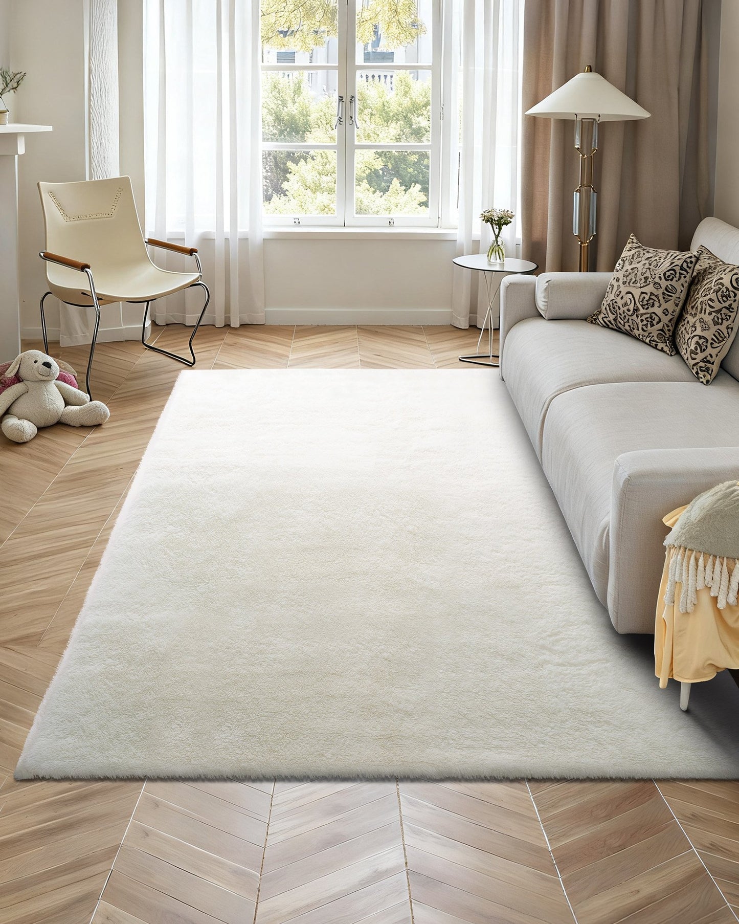 Indoor Plush Area Rugs, 2.44 x 3.05m Soft Plush Carpet, Furry Shag Area Rugs for Living Room, Bedroom, Sunroom, Modern Home Decor Aesthetic, Non-Shedding, Non-Woven, Slip-Resistant, Ivory White