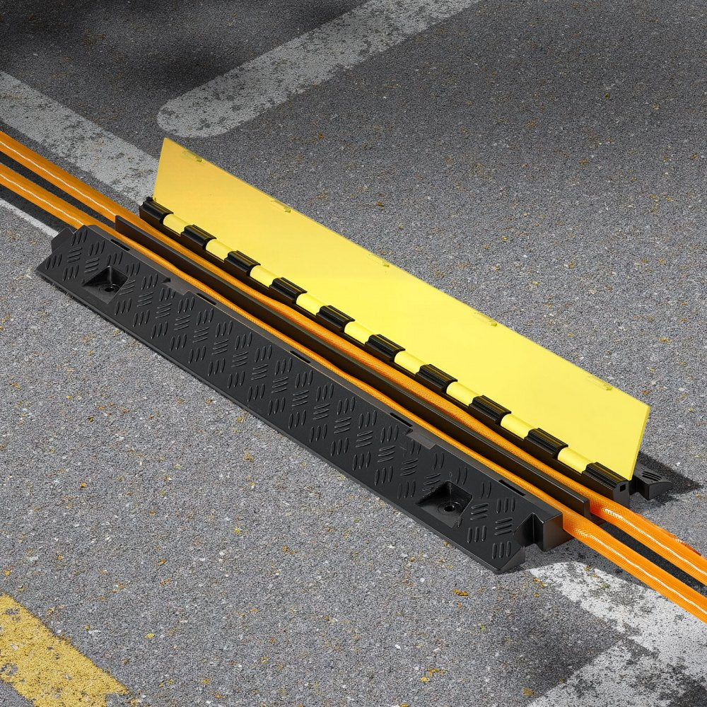 Cable Protector Ramp, 9,979 kg/axle Capacity, 2 Channel Heavy Duty TPU Cord Hose Wire Cover, 31 x 28 mm Channel, Traffic Speed Bump with Flip-Open Top Cover, for Indoor & Outdoor Use, 3 Pack