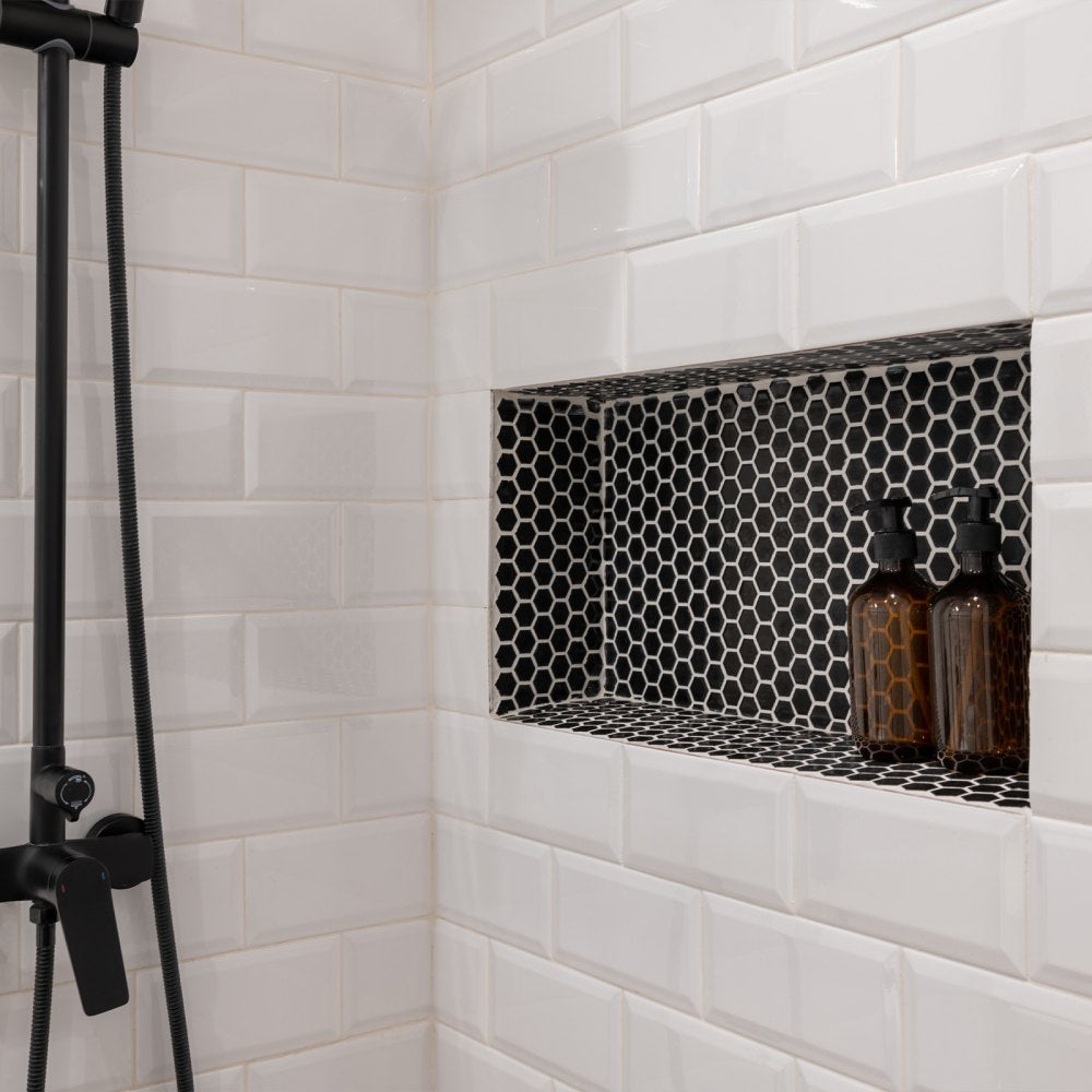 VEVOR Shower Niche 40.6 x 71.1 x 10.2 cm Recessed Wall Shelf for Bathroom