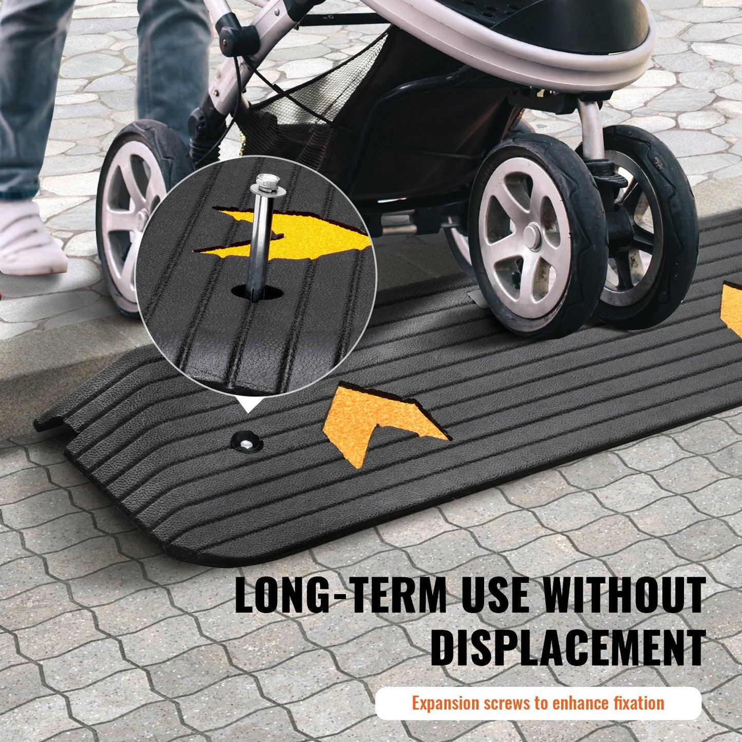 Heavy-Duty Rubber Curb Ramp, 2.5 cm Rise, 15 Ton Capacity, Non-Slip Surface