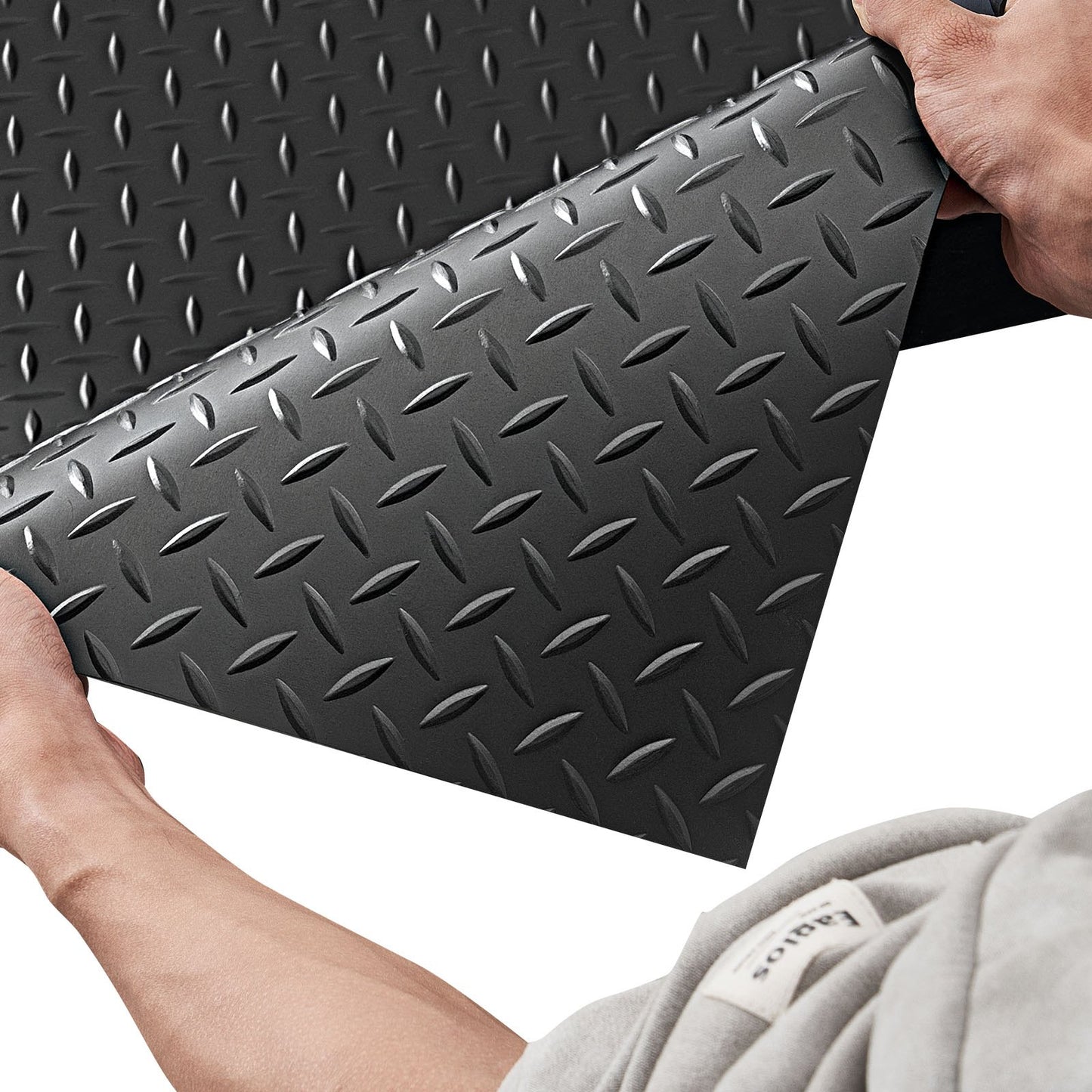 Garage Floor Roll, 1.22 x 7.62 m Garage Flooring Mat, 3 mm Thickened Rubber Diamond Plate Floor Protector Mat, Non-Slip, Wear-resist Waterproof, Easy to Clean for Warehouse, Gyms, Trailer, Black