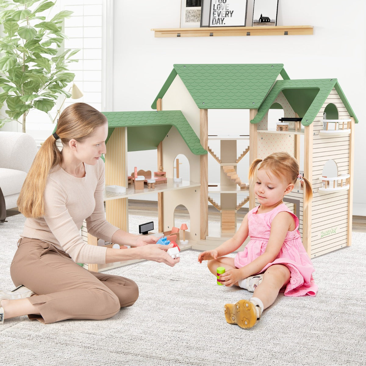 Three balconies with anti-falling baffles add fun role-play areas with extra safety